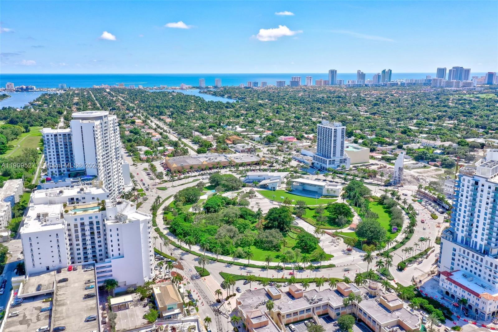 RADIUS CONDO - Residential Lease