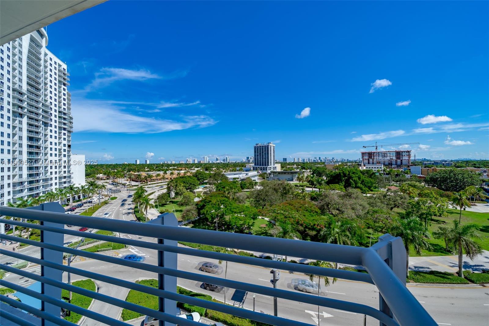 RADIUS CONDO - Residential Lease