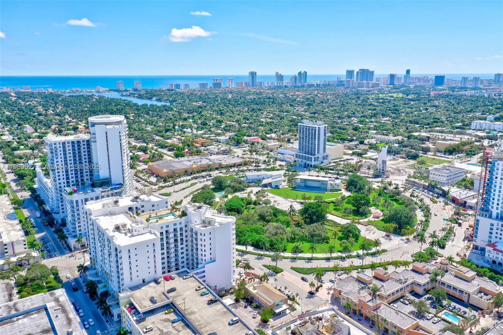 RADIUS CONDO - Residential Lease