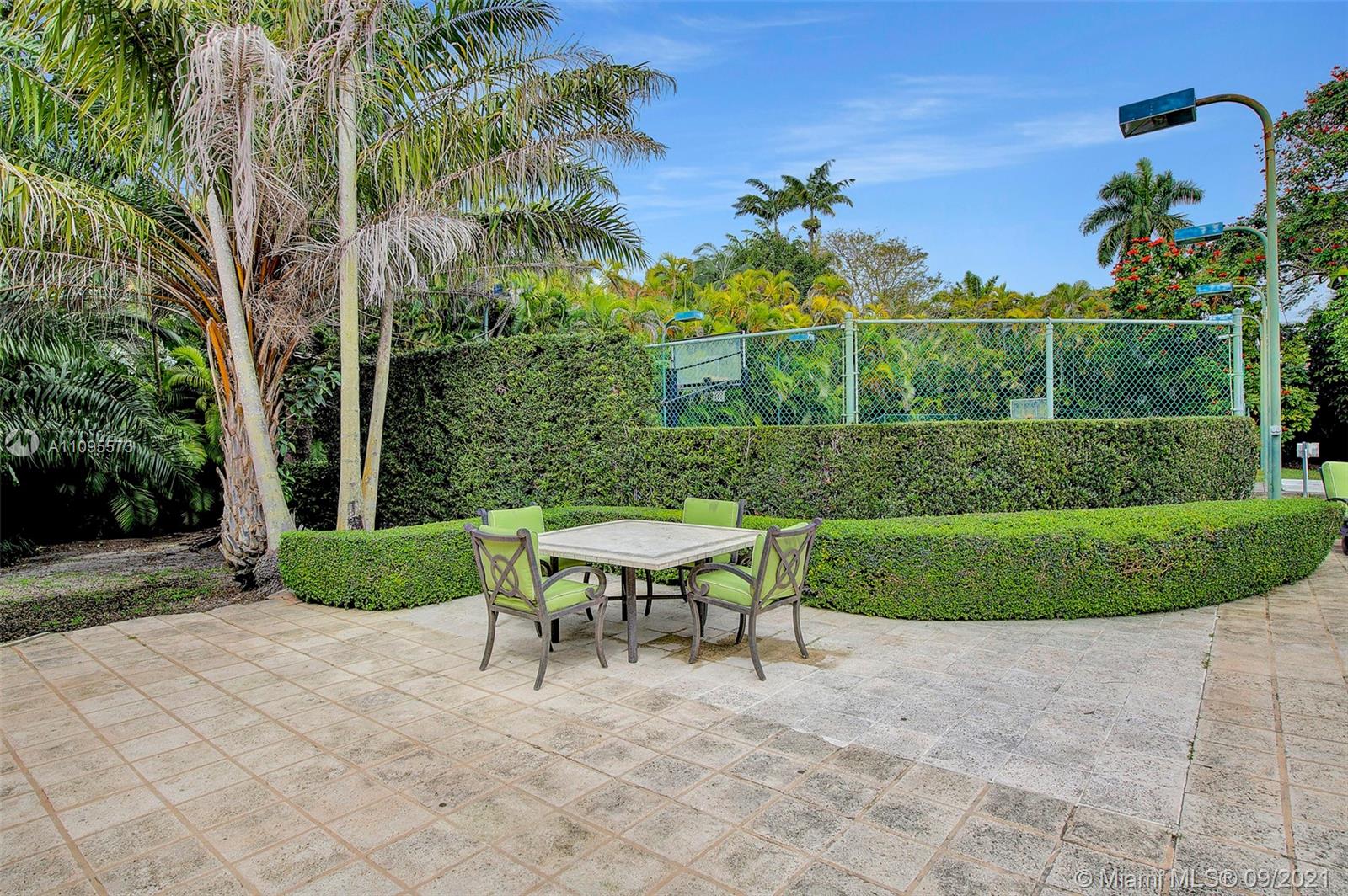 COCOA PLUM HEIGHTS SUB - Residential