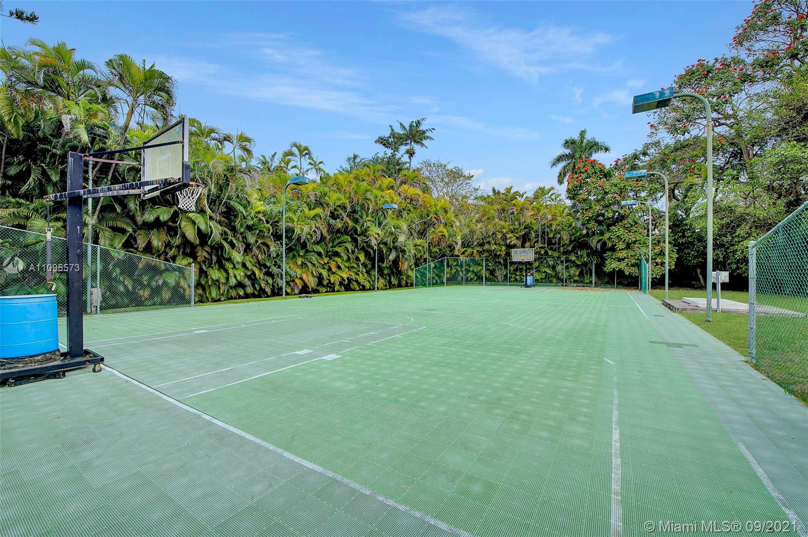 COCOA PLUM HEIGHTS SUB - Residential