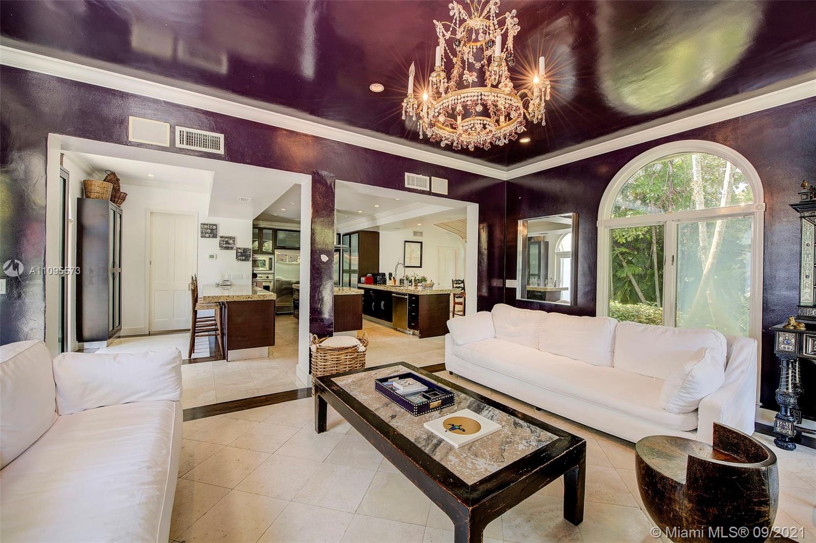 COCOA PLUM HEIGHTS SUB - Residential