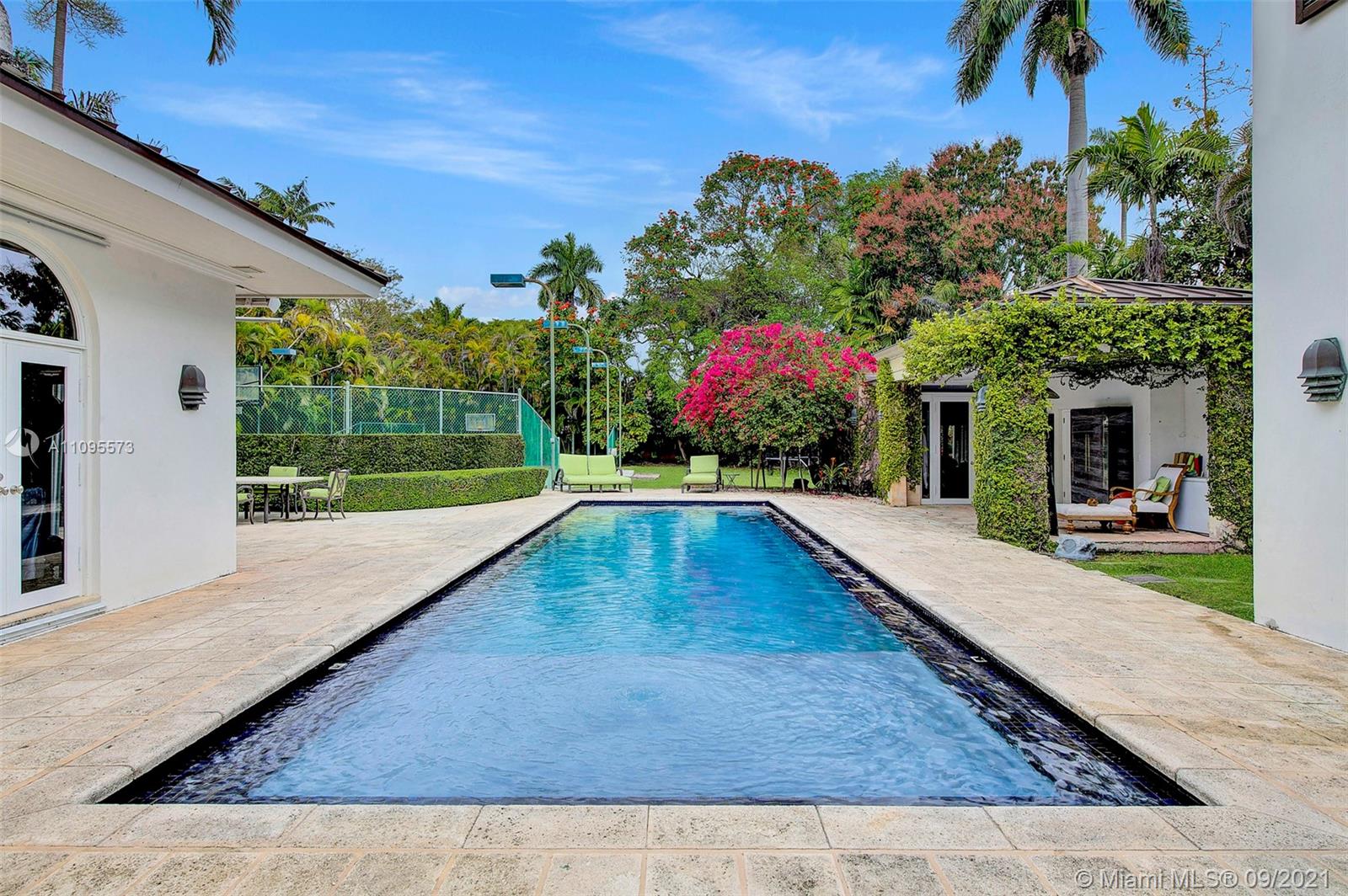 COCOA PLUM HEIGHTS SUB - Residential