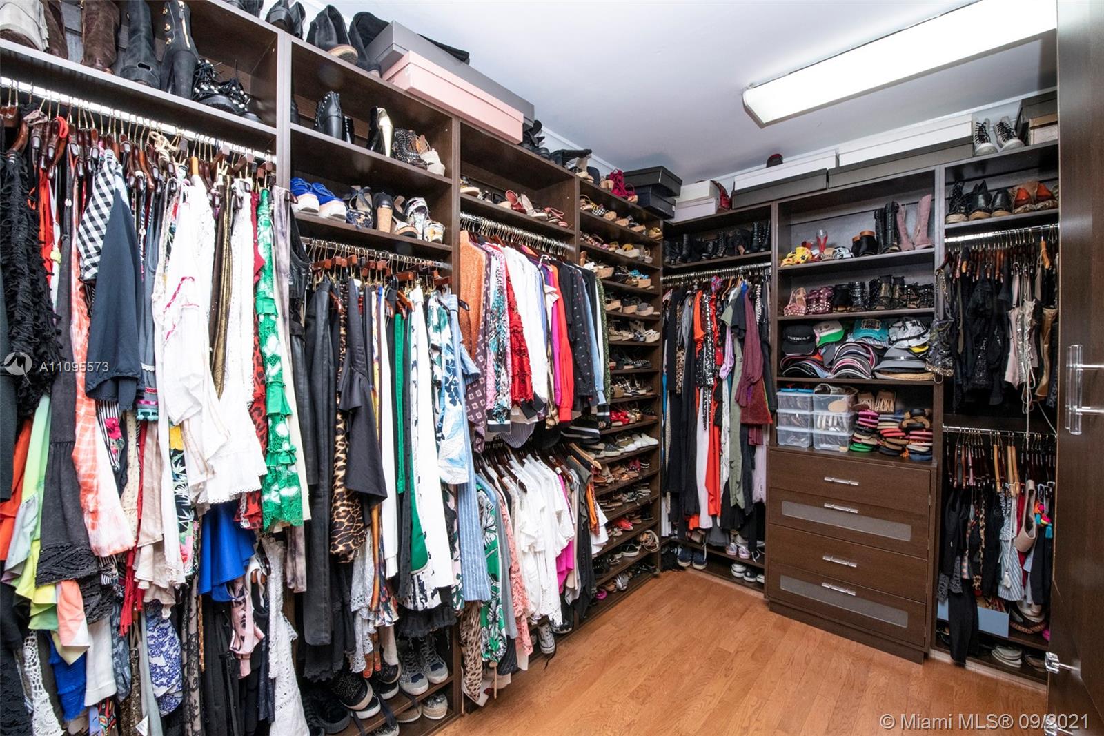 COCOA PLUM HEIGHTS SUB - Residential