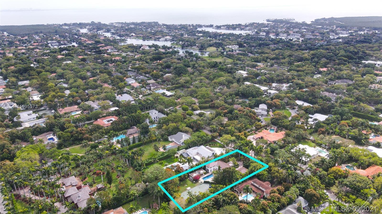 COCOA PLUM HEIGHTS SUB - Residential