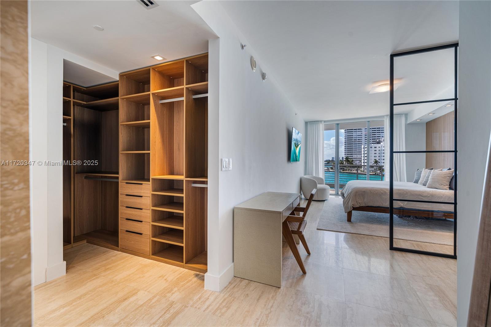 CAPRI SOUTH BEACH CONDO - Residential