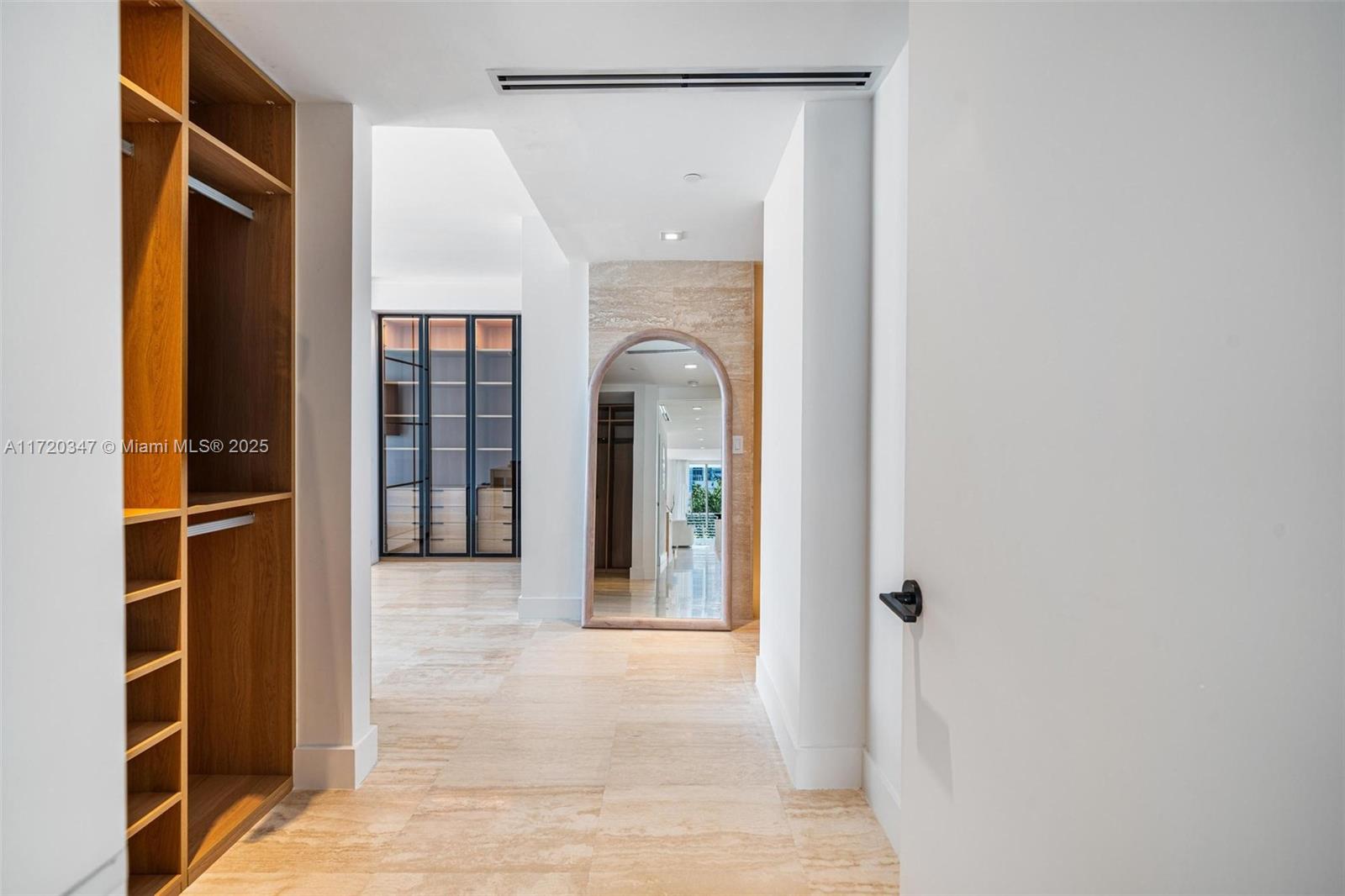 CAPRI SOUTH BEACH CONDO - Residential