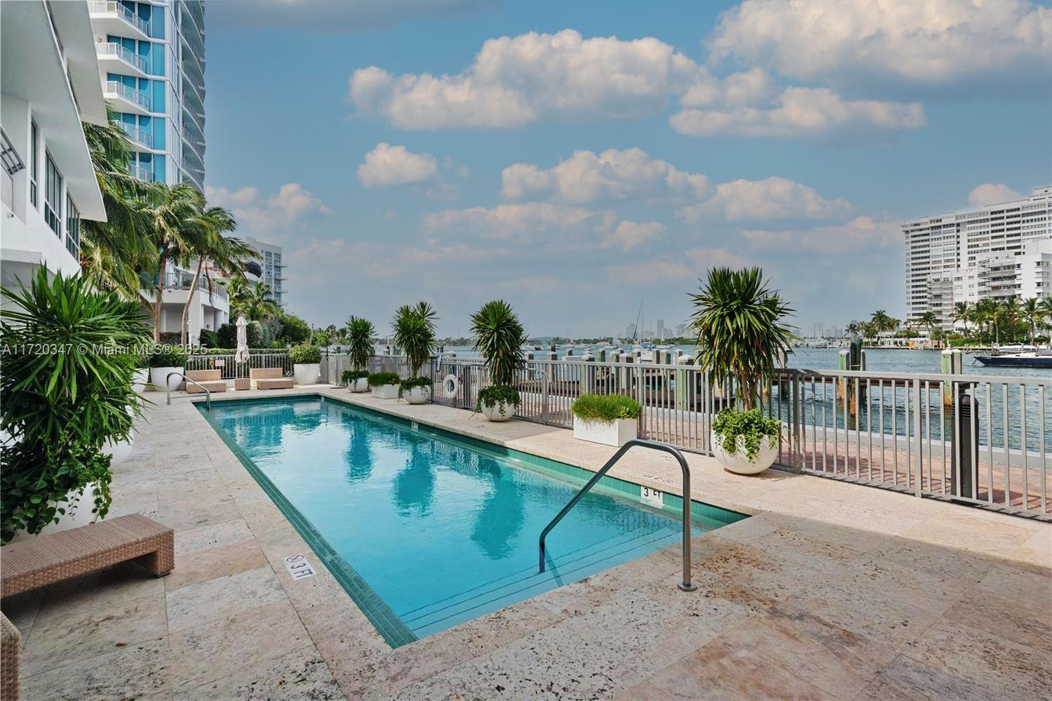 CAPRI SOUTH BEACH CONDO - Residential