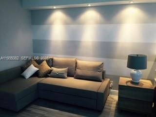 DELVISTA TOWERS CONDO - Residential