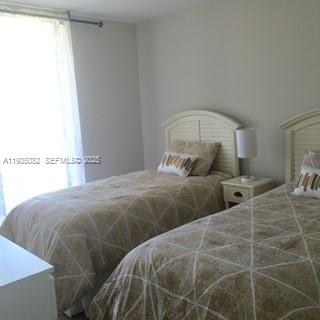 DELVISTA TOWERS CONDO - Residential