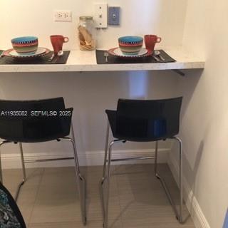 DELVISTA TOWERS CONDO - Residential