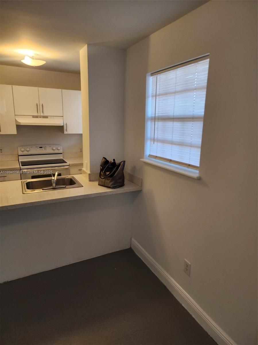 THE ARABIAN ARMS CONDO - Residential