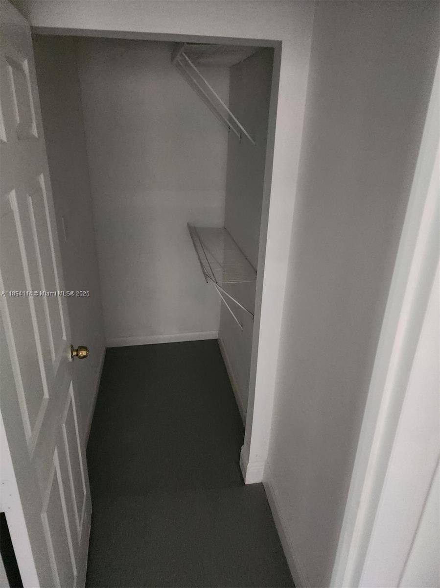 THE ARABIAN ARMS CONDO - Residential