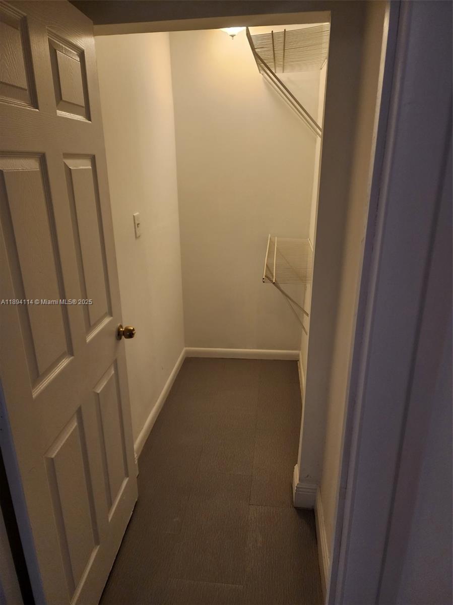 THE ARABIAN ARMS CONDO - Residential