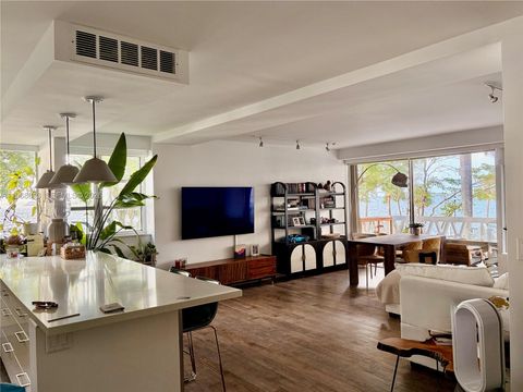 1430 Brickell Bay Dr 205 Miami FL 33131