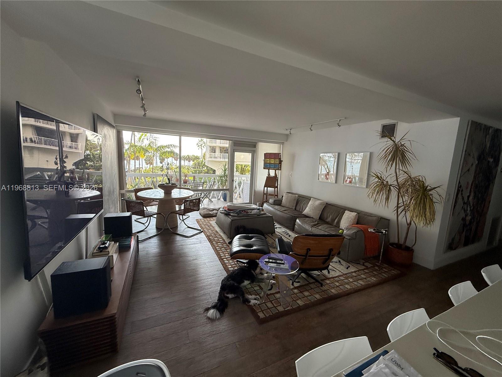 1430 Brickell Bay Dr 205