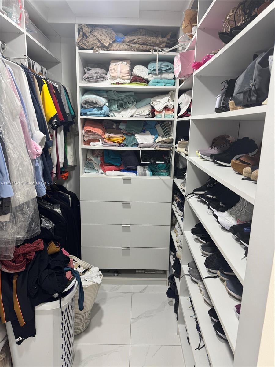 IVANHOE EAST AT CENTURY V - Residential