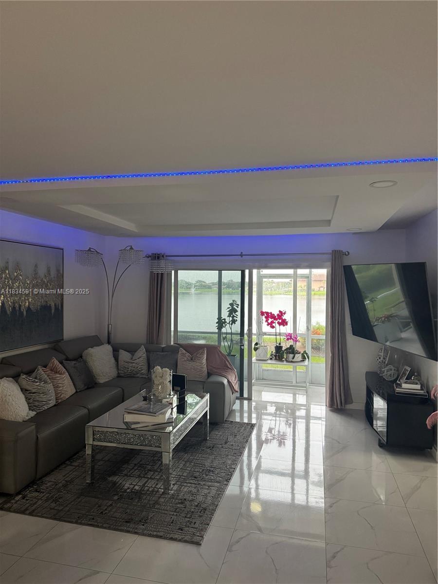 IVANHOE EAST AT CENTURY V - Residential