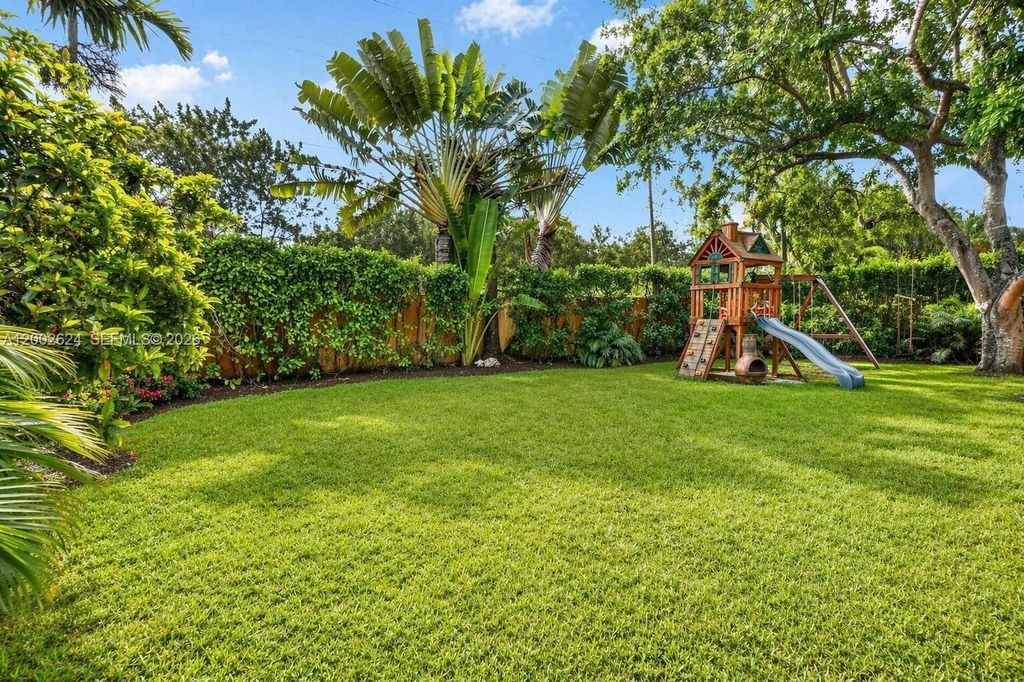 Photo of 3613 Starboard Ave, Cooper City, FL 33026 (MLS # A12002624)