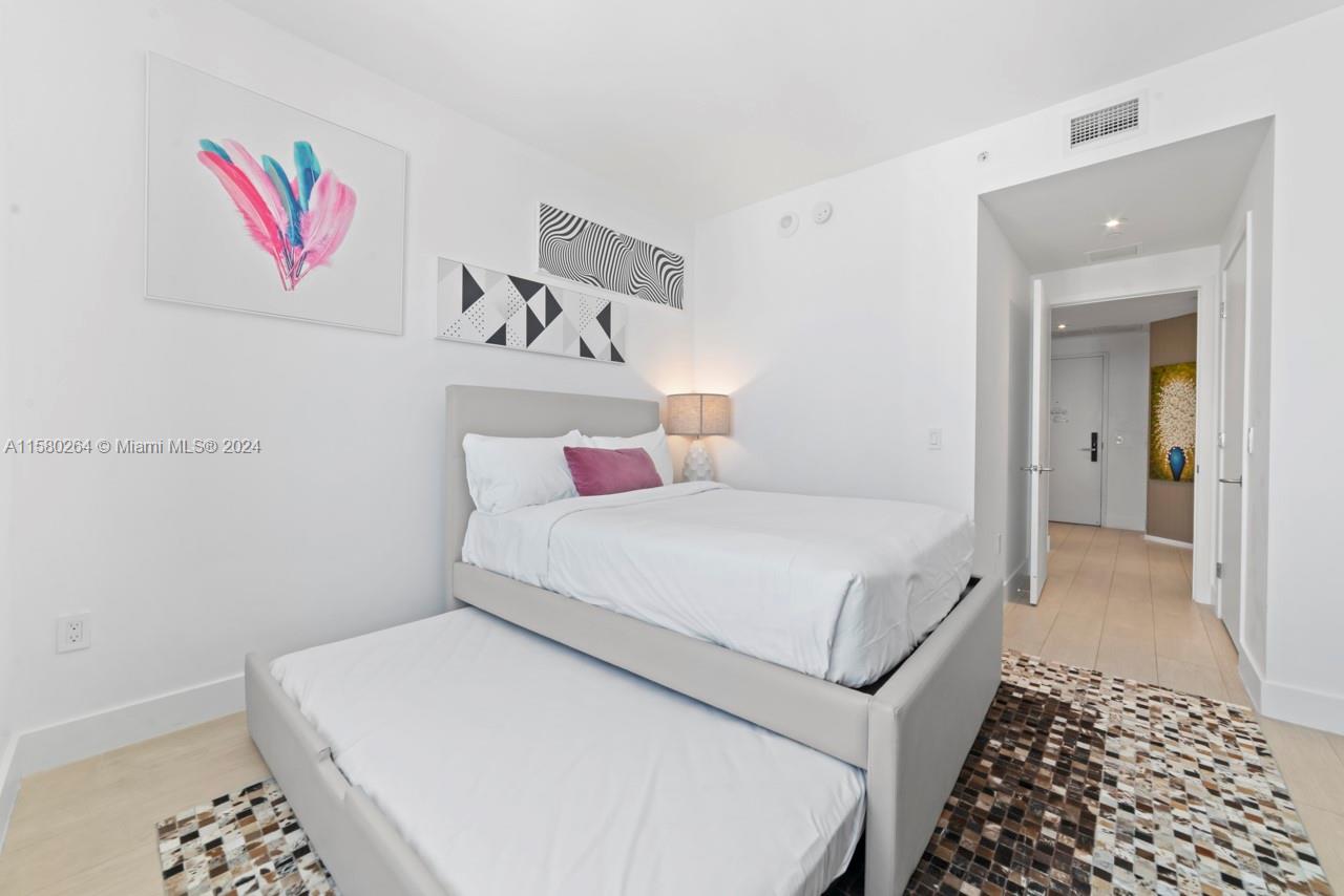 4010 SOUTH OCEAN CONDO - Residential Lease