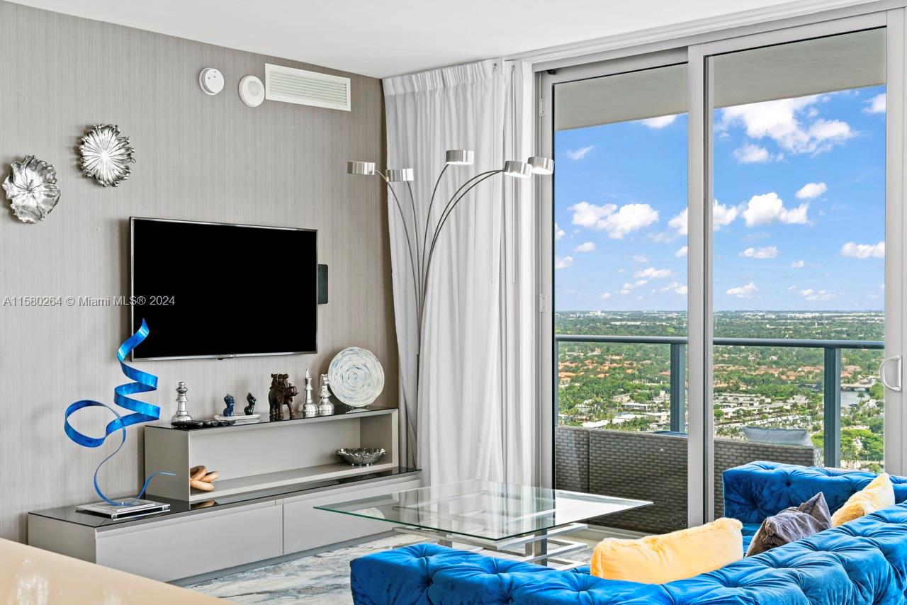 4010 SOUTH OCEAN CONDO - Residential Lease