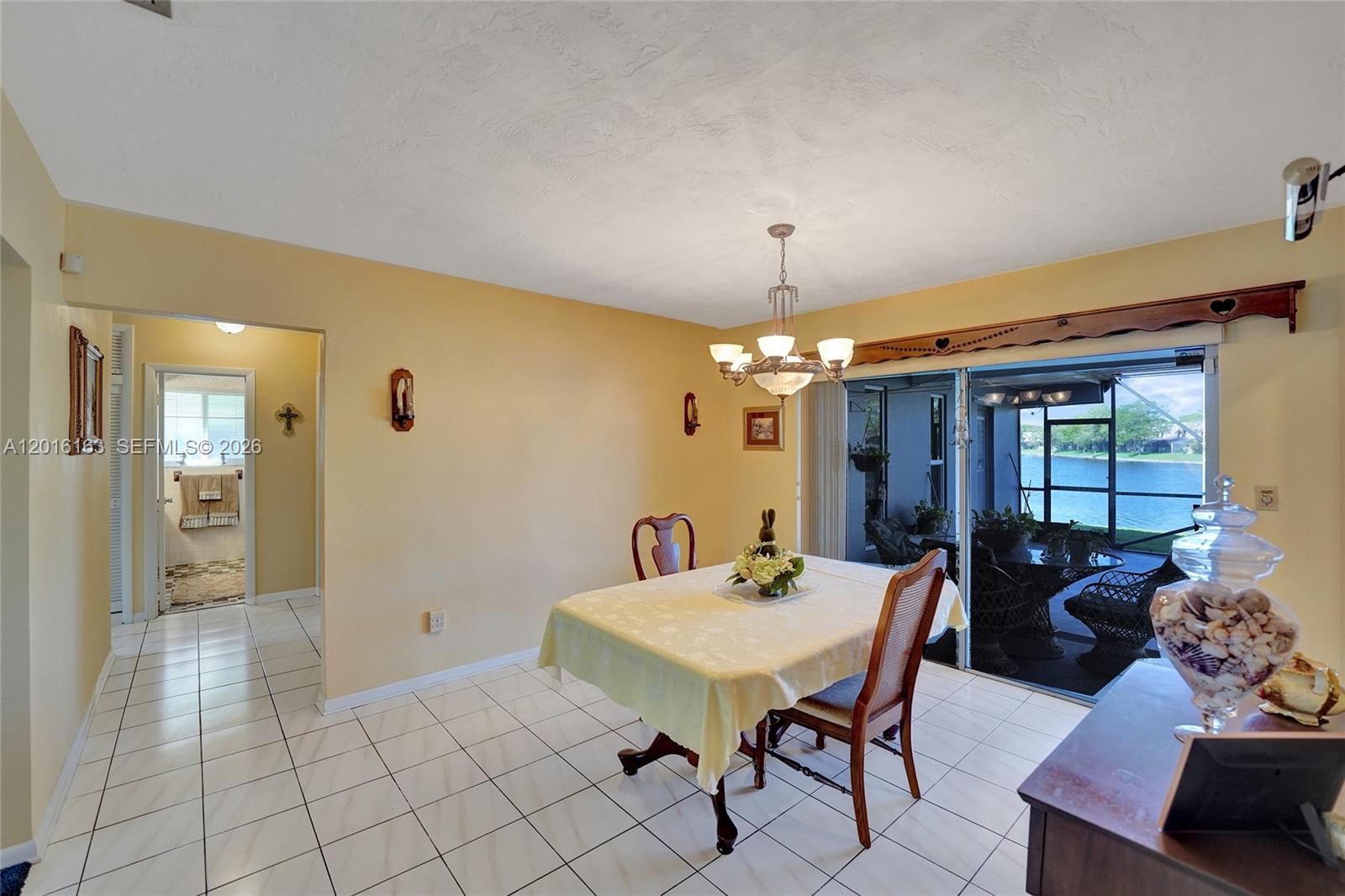 PEMBROKE LAKES SEC 6 - Residential