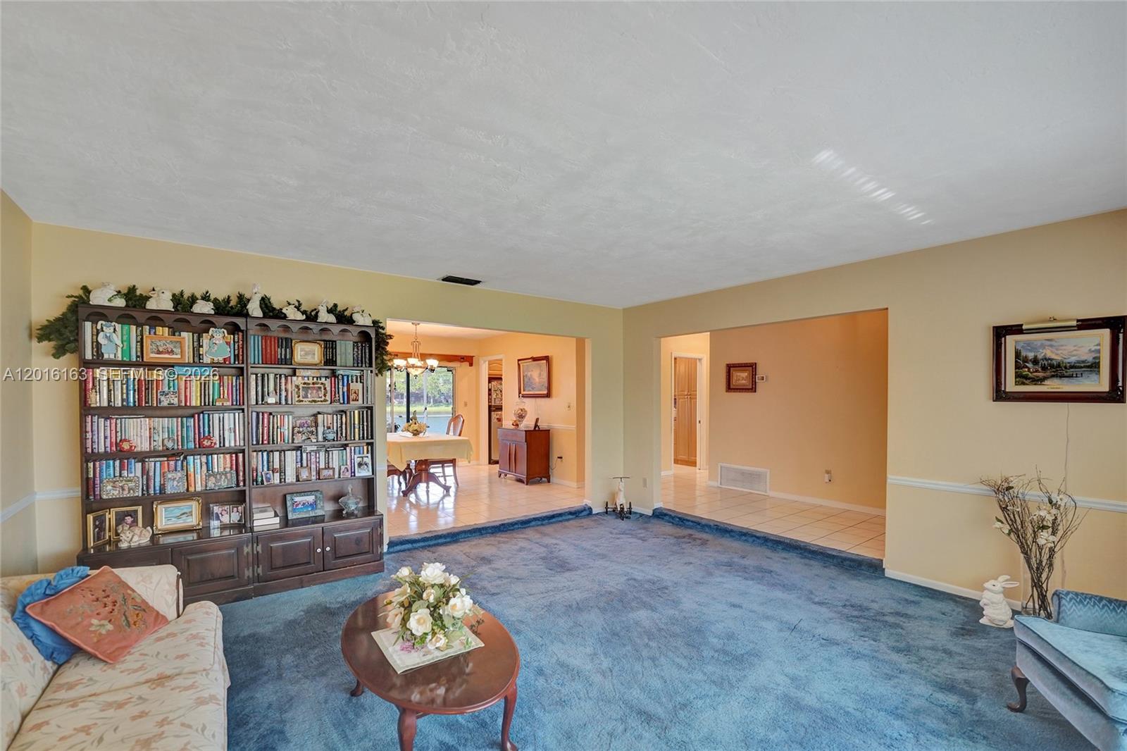 PEMBROKE LAKES SEC 6 - Residential