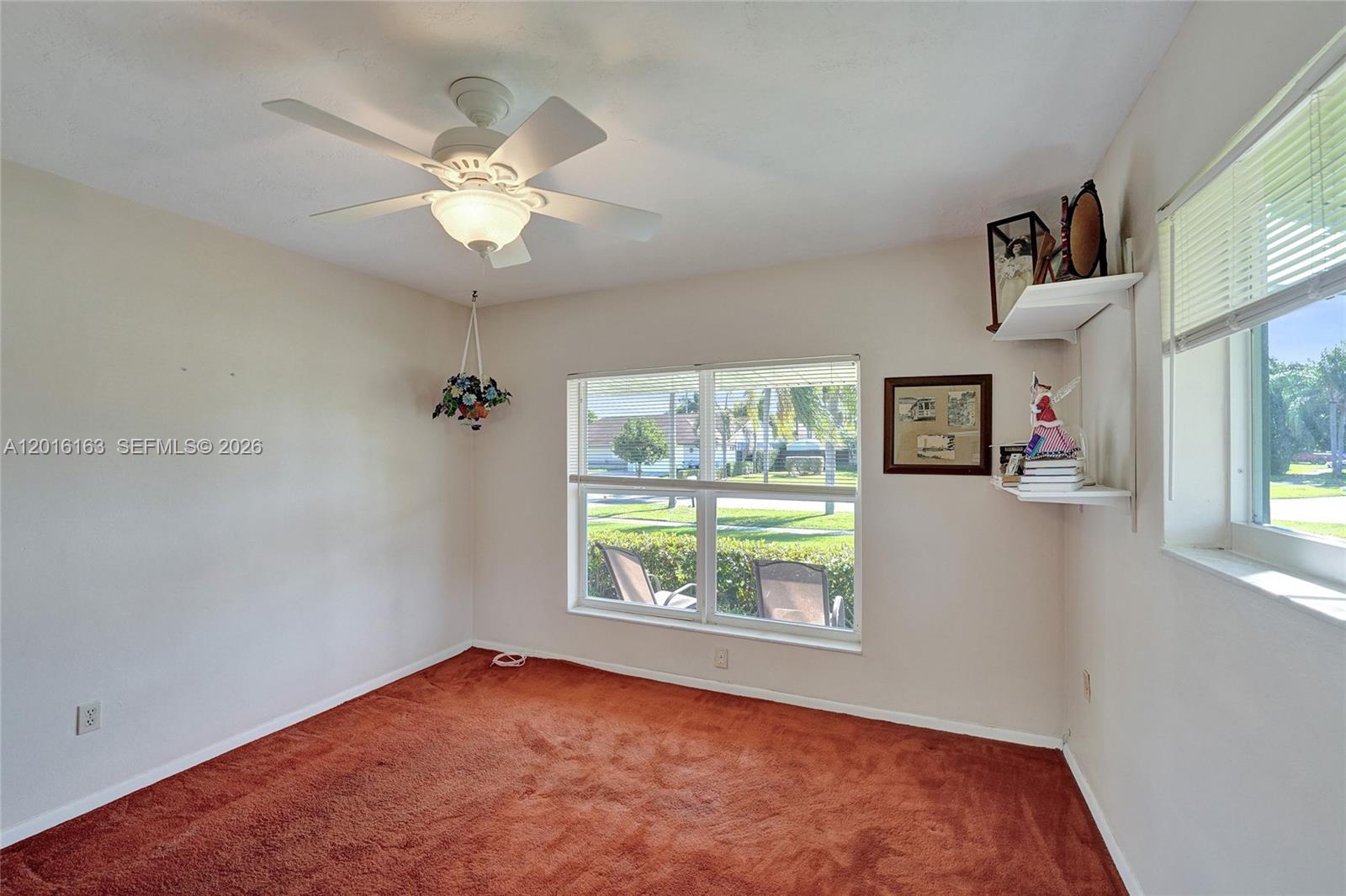 PEMBROKE LAKES SEC 6 - Residential