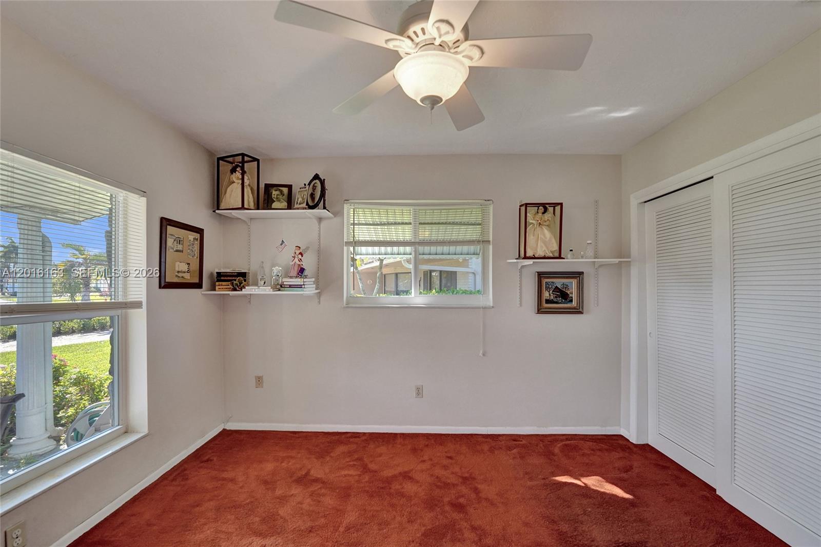 PEMBROKE LAKES SEC 6 - Residential