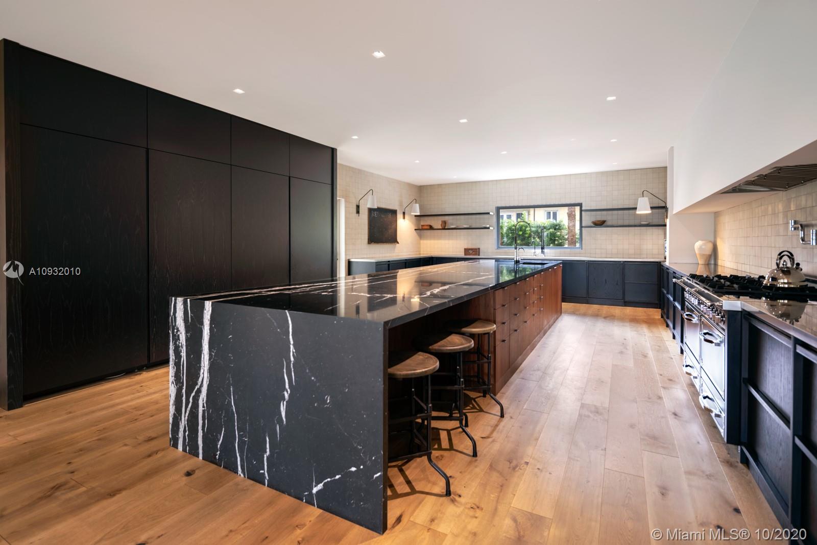 COCOPLUM SEC 1 - Residential