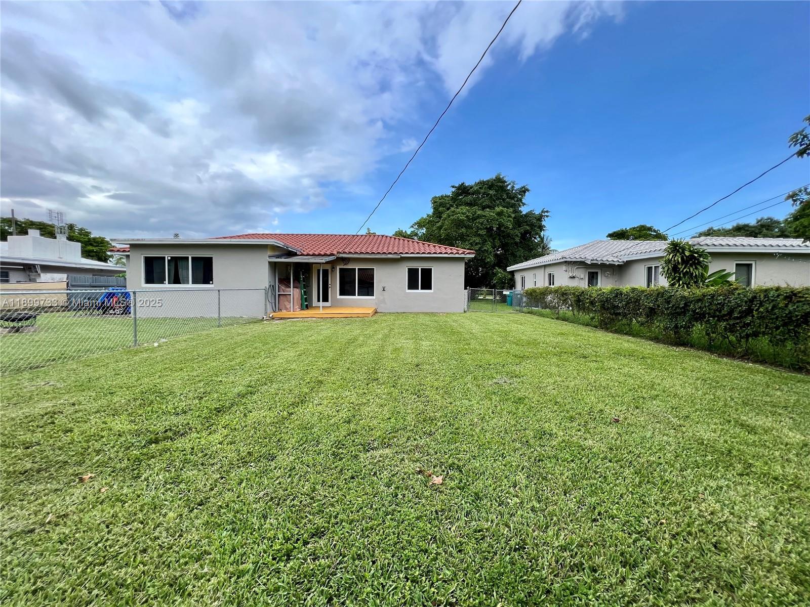 RICHARDS MIAMI SHORES - Residential Lease