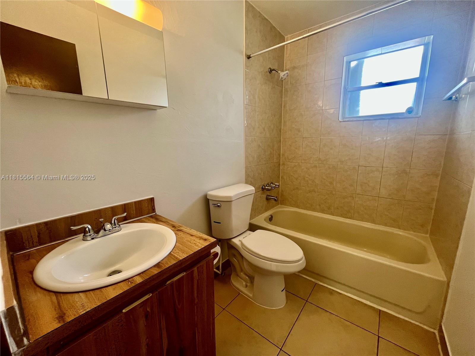HOLLYWOOD BEACH HEIGHTS S - Residential Lease