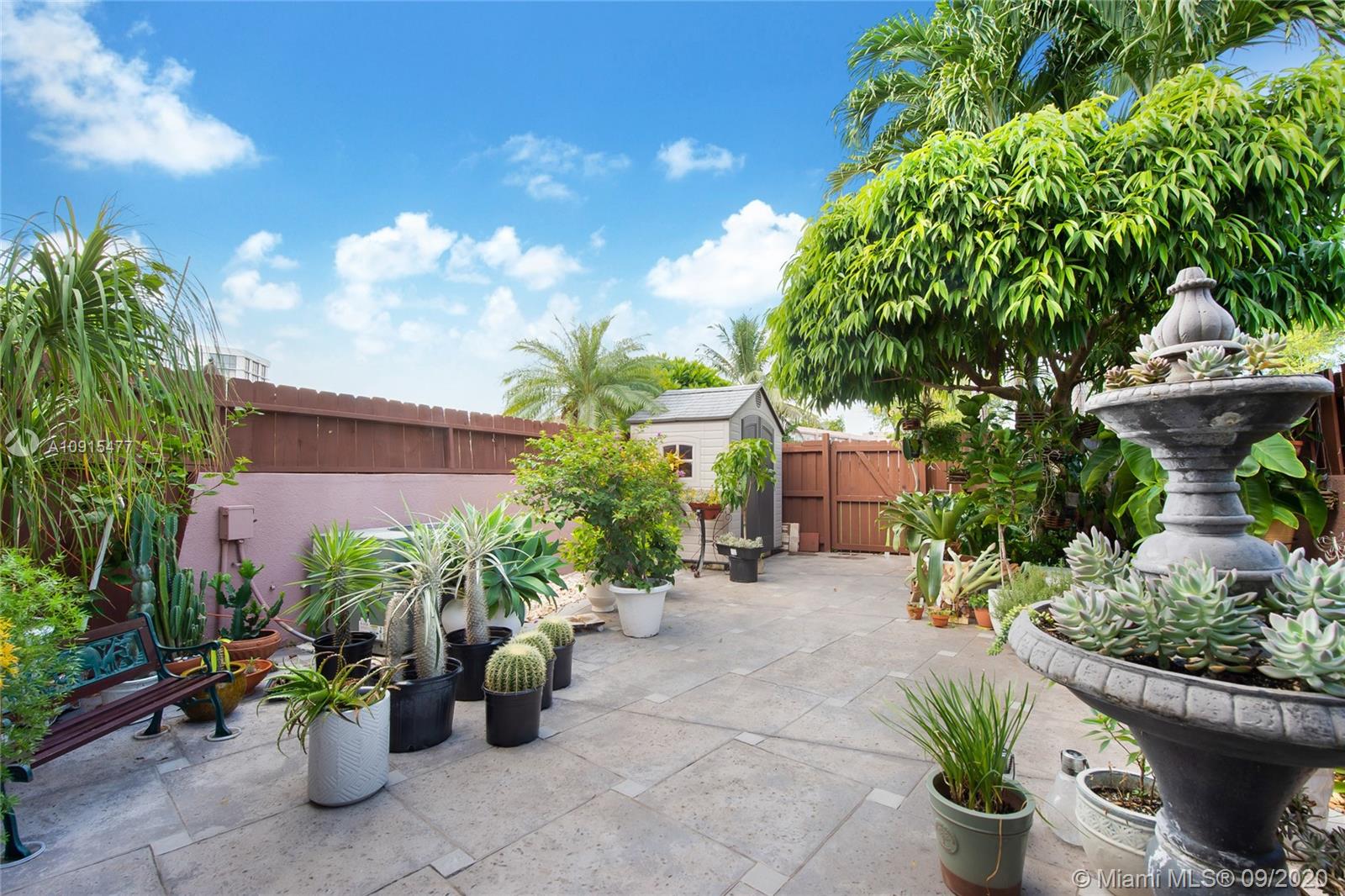 KENDALE LAKES NORTH SEC 7 - Residential