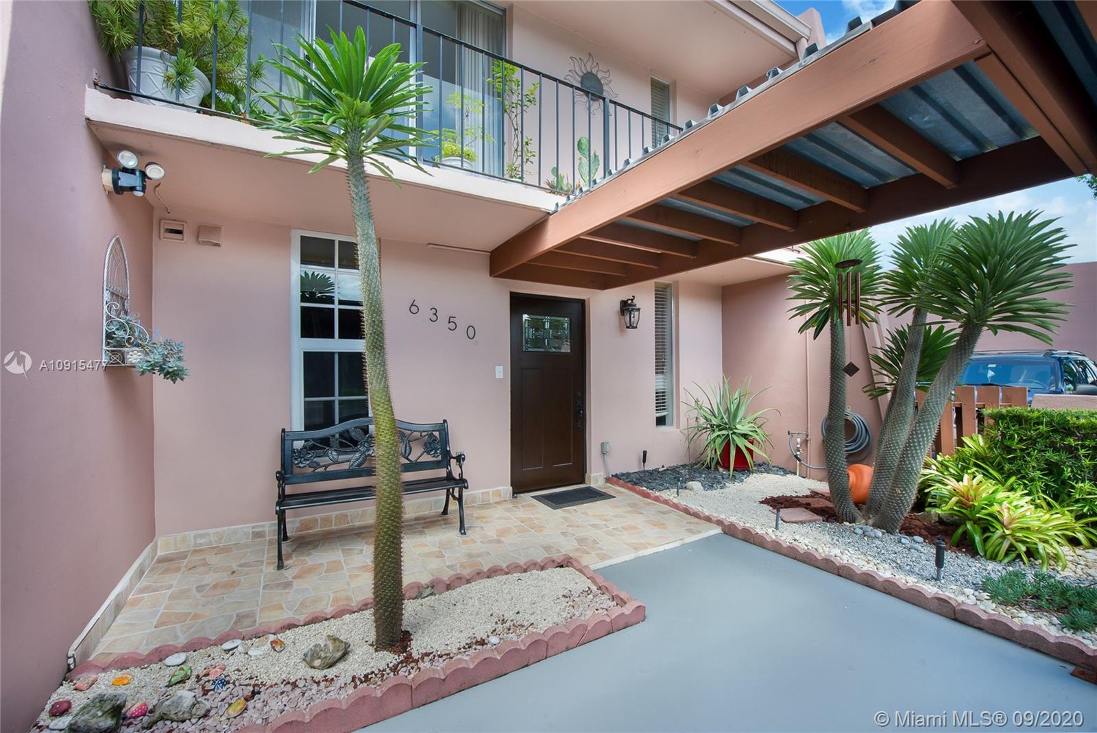 KENDALE LAKES NORTH SEC 7 - Residential