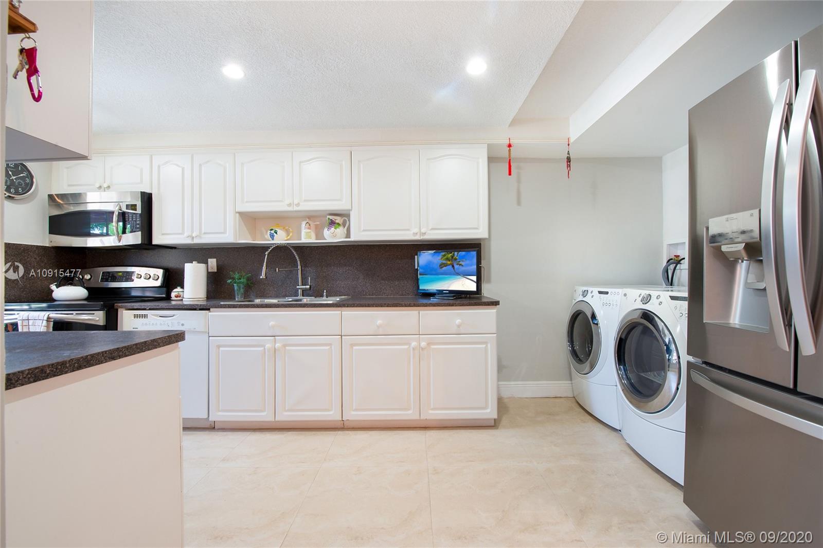 KENDALE LAKES NORTH SEC 7 - Residential