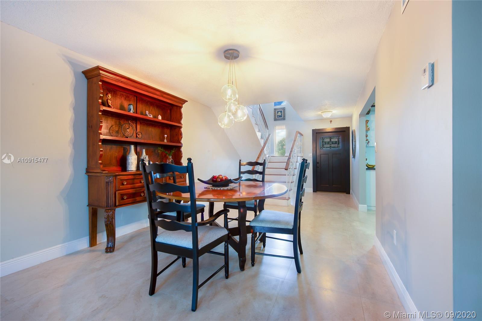 KENDALE LAKES NORTH SEC 7 - Residential