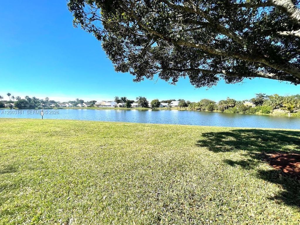 Photo of 3901 Medford Ct #0, Boynton Beach, FL 33436 (MLS # A12003161)