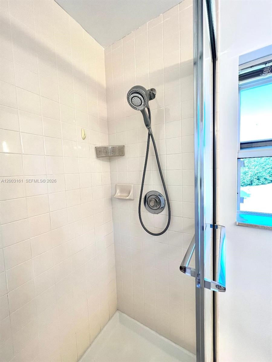 WELLESLEY AT BOYNTON BEAC - Residential Lease