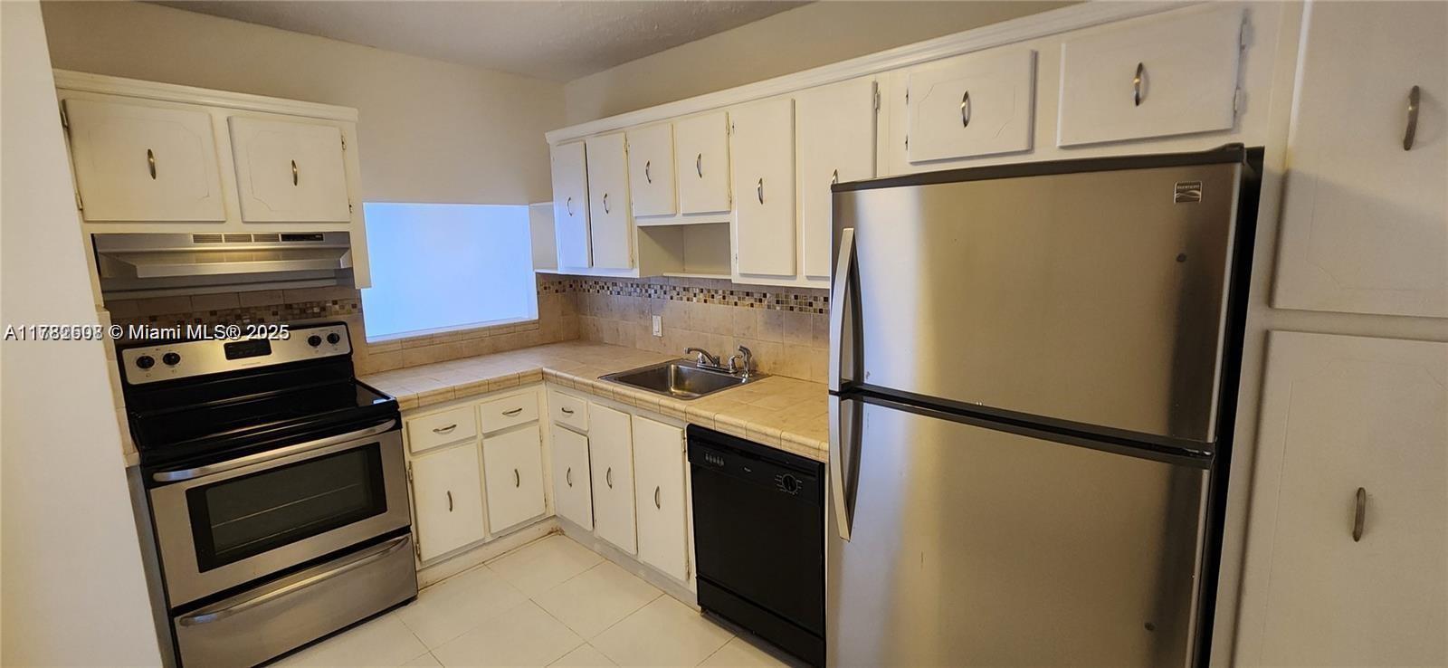 BONAVIDA CONDO - Residential