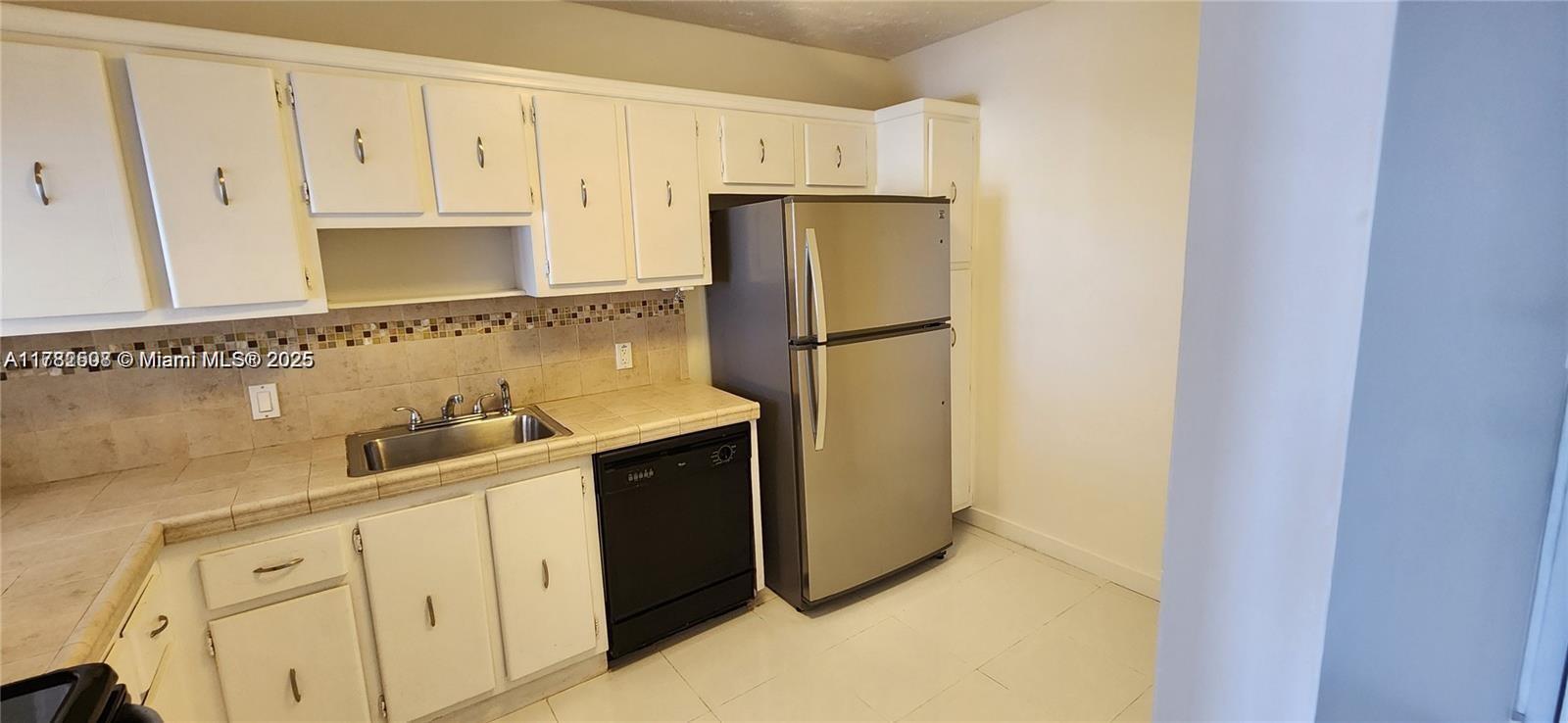 BONAVIDA CONDO - Residential