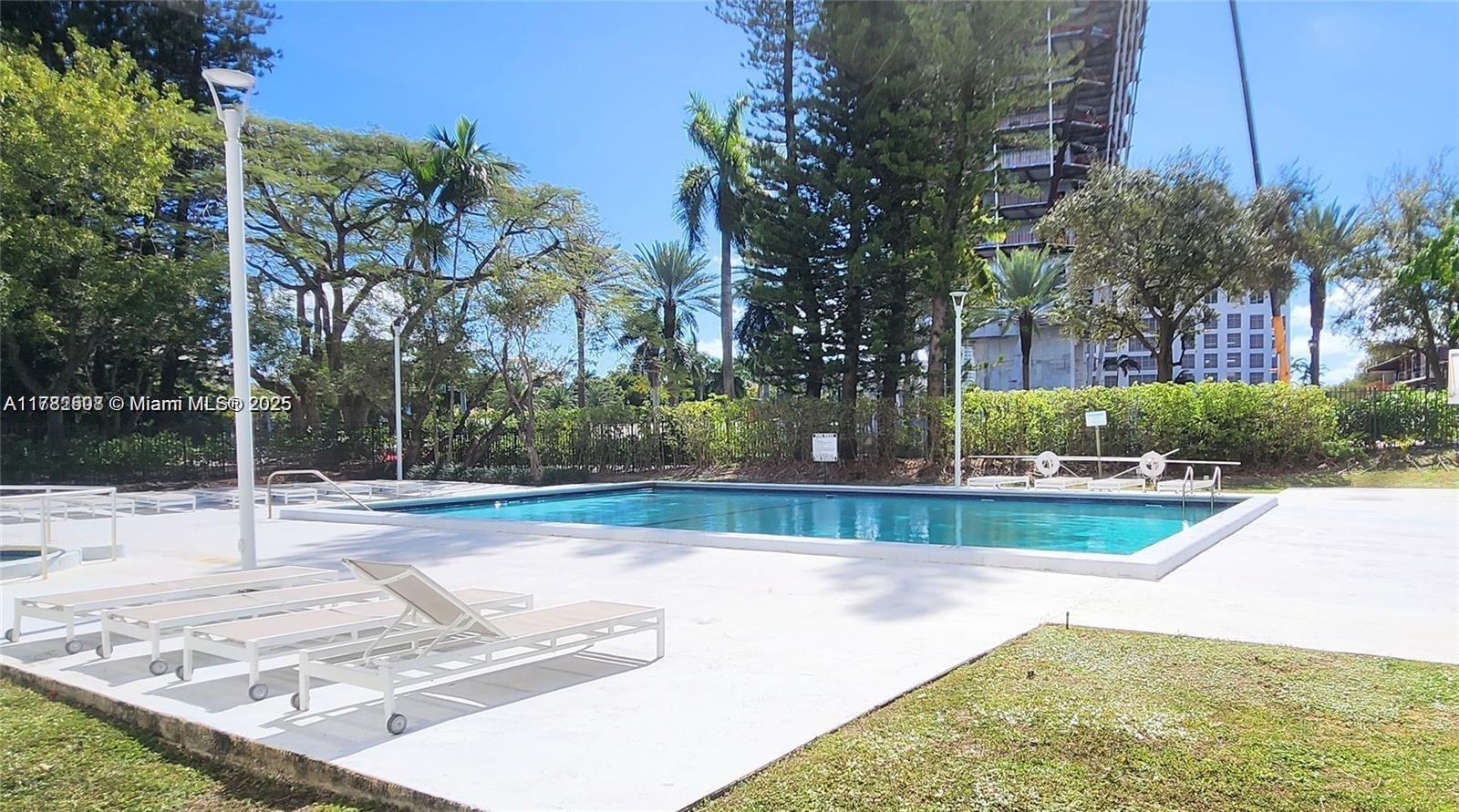 BONAVIDA CONDO - Residential