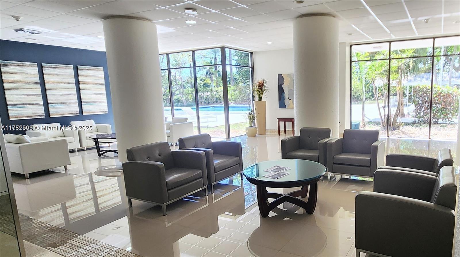 BONAVIDA CONDO - Residential