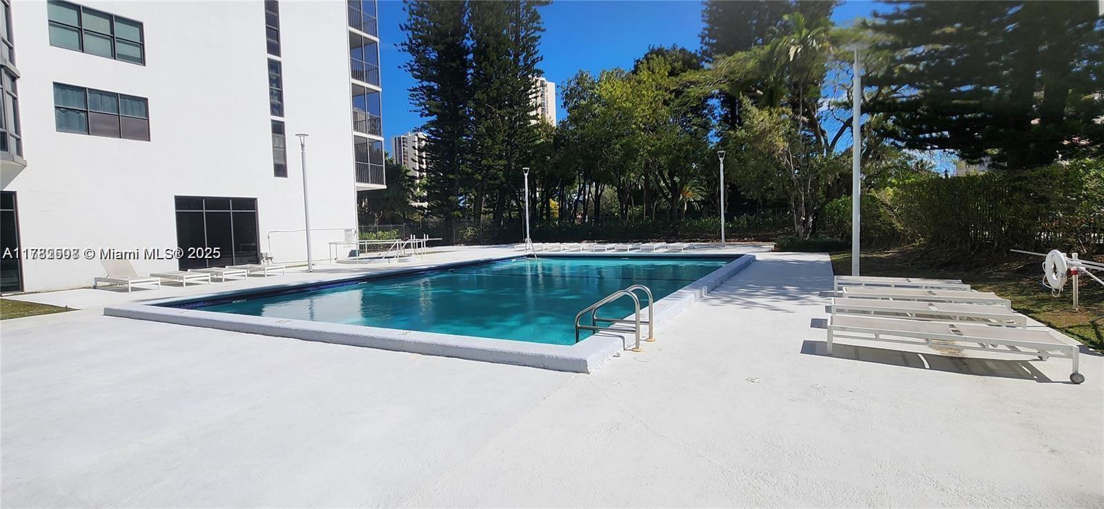 BONAVIDA CONDO - Residential