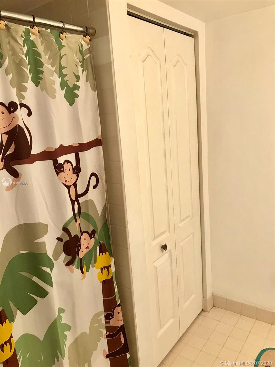 THE GREENS AT DORAL CONDO - Residential Lease