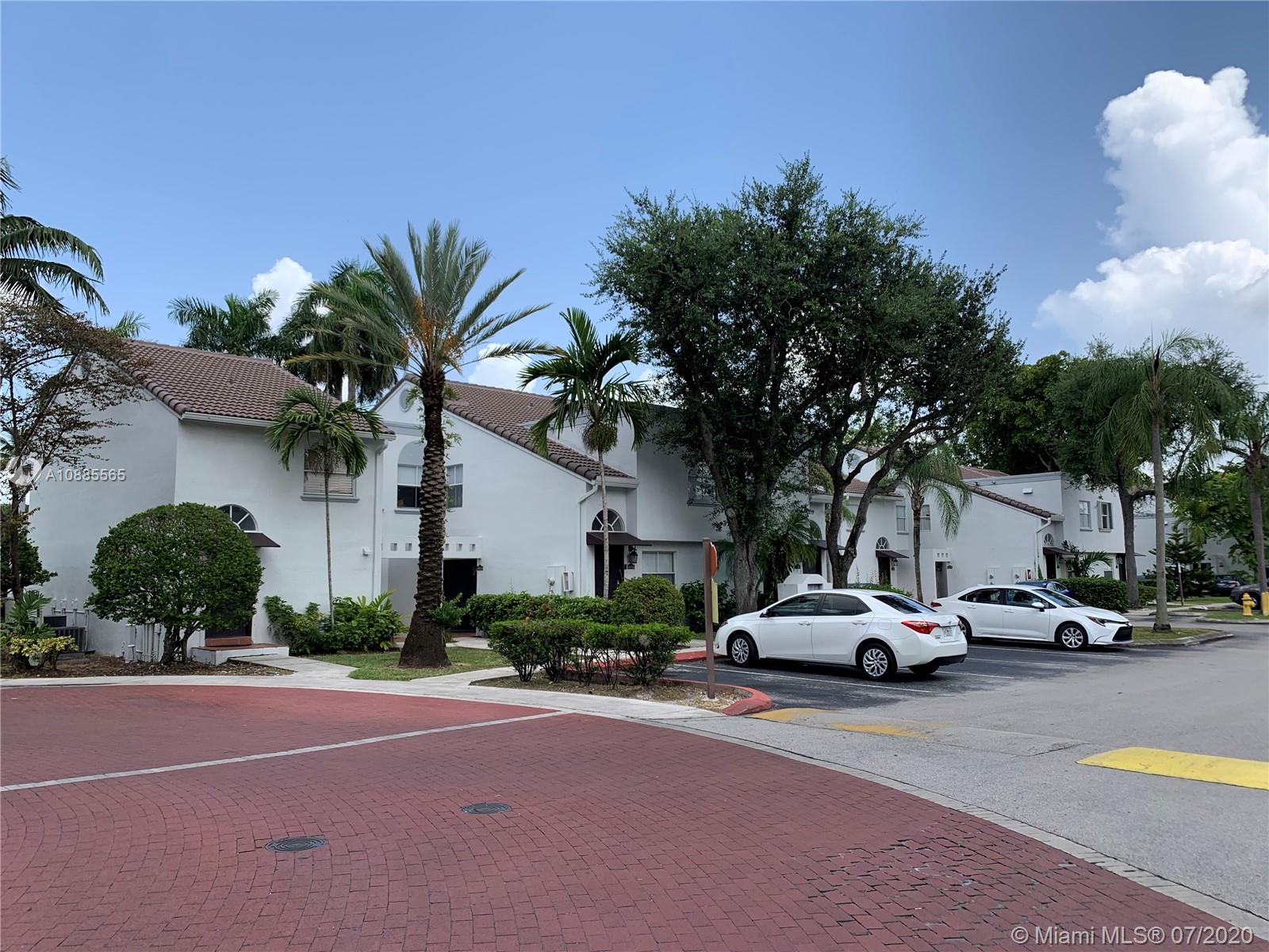 THE GREENS AT DORAL CONDO - Residential Lease