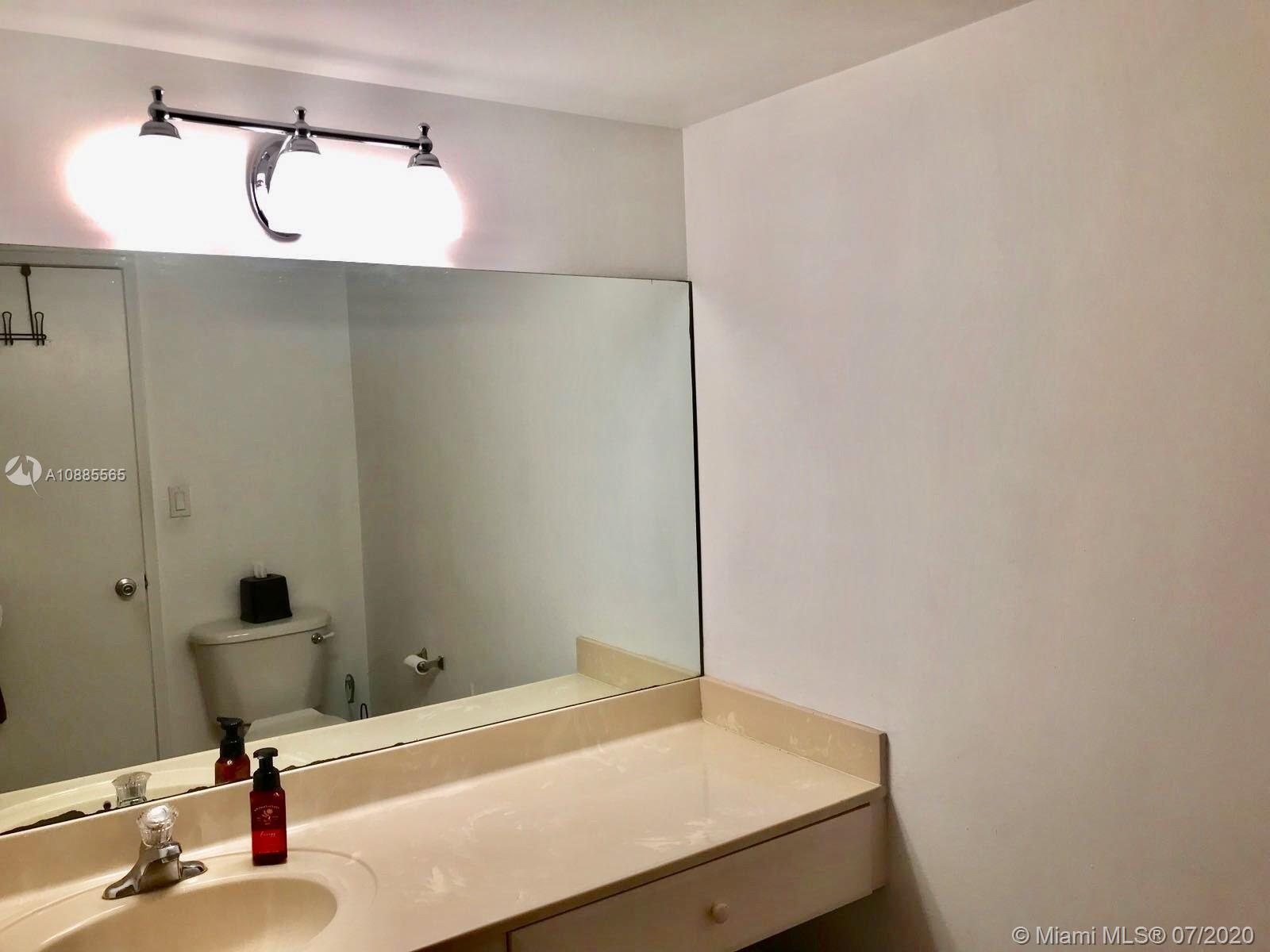 THE GREENS AT DORAL CONDO - Residential Lease