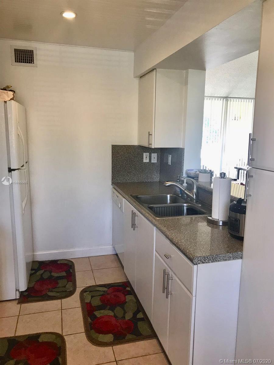 THE GREENS AT DORAL CONDO - Residential Lease