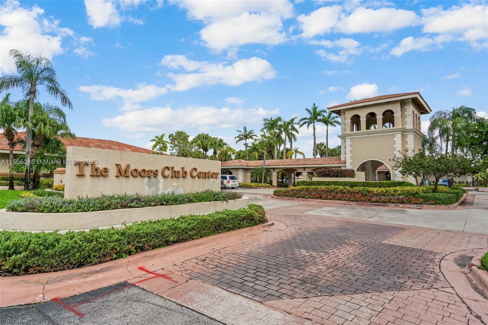 THE MOORS CLUSTER HOMES - Residential Lease