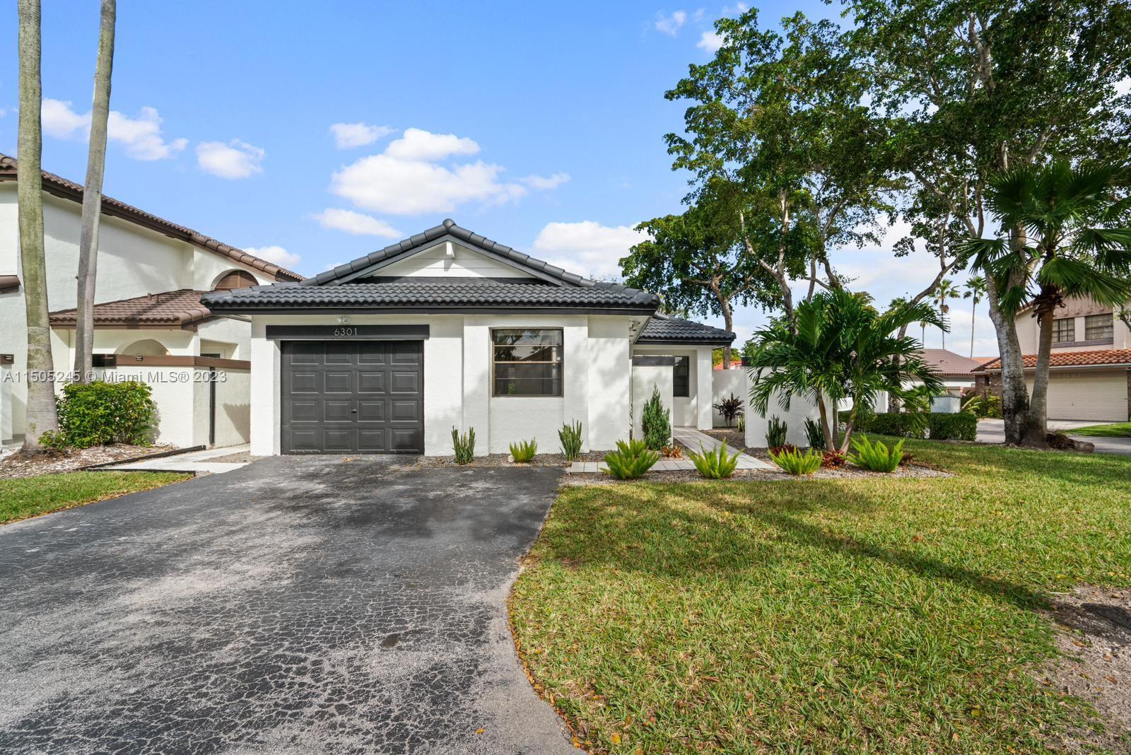 THE MOORS CLUSTER HOMES - Residential Lease