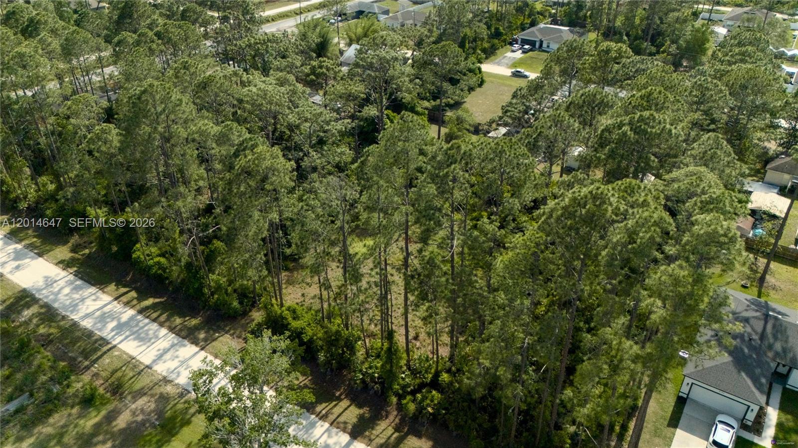 DAYTONA PARK ESTATES - Land